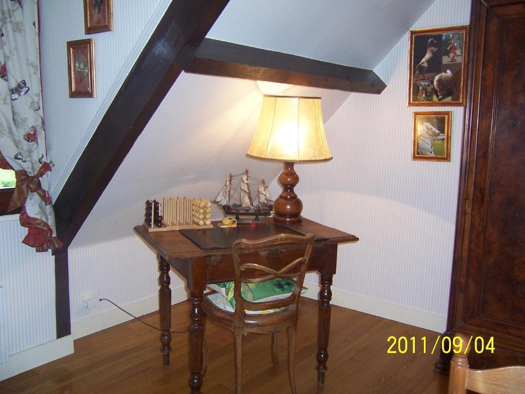 Aux Marguerites Villa Sainte-Genevieve-les-Gasny Rum bild